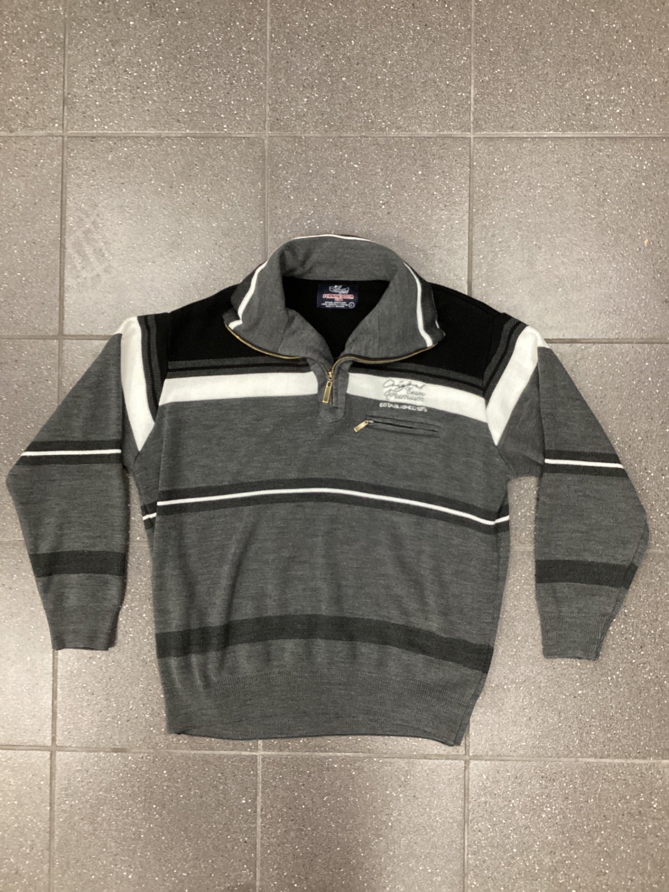 Pre-Loved Fernandoxia Pullover Grau